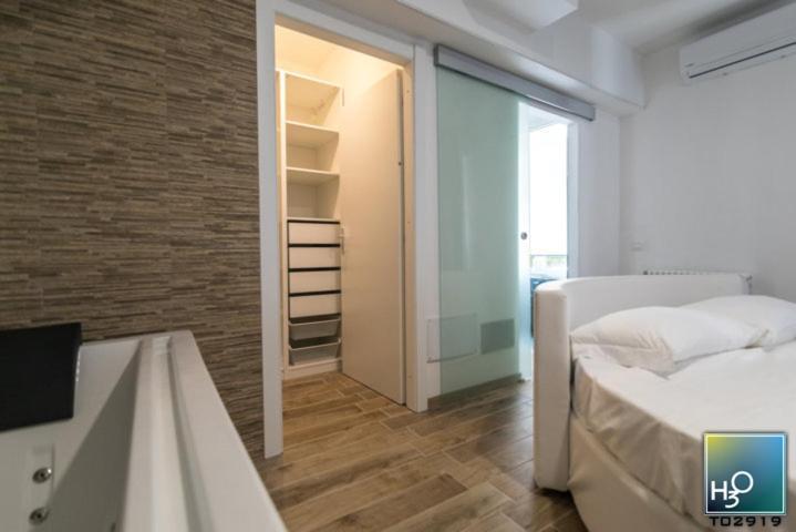 H3O Lago Di Garda Desenzano del Garda Room photo